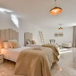Guzman - Anneida *