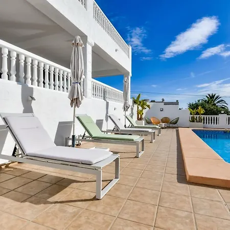 Villa Guzman - Anneida Calp