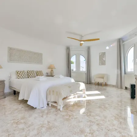 Villa Guzman - Anneida Calp