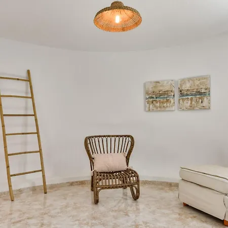 Villa Guzman - Anneida Calp