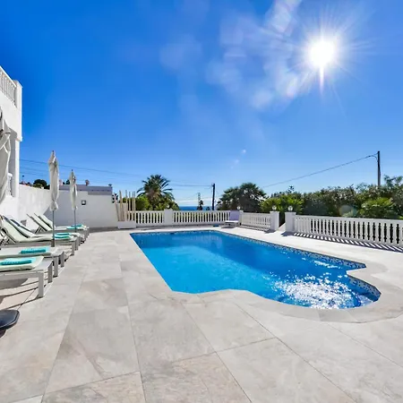 Guzman - Anneida וילה