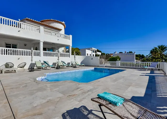 Guzman - Anneida Villa *