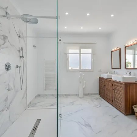 Guzman - Anneida * كاليبي