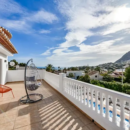 فيلة Guzman - Anneida *