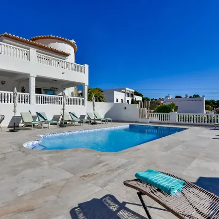 Guzman - Anneida فيلة *