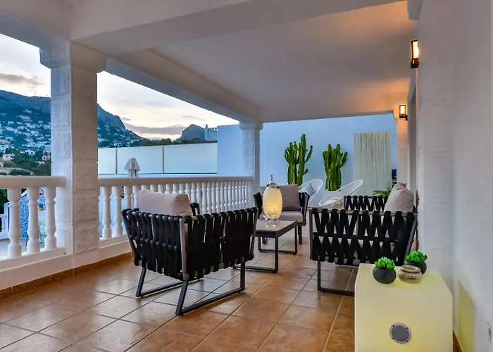 Guzman - Anneida Calpe