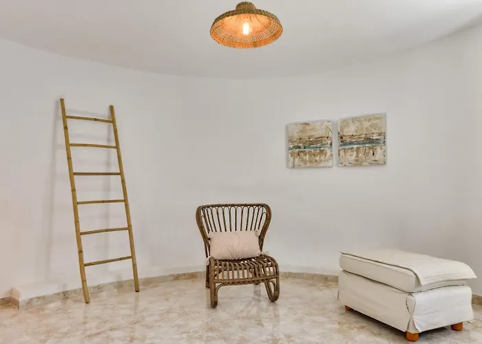 Villa Guzman - Anneida Calpe